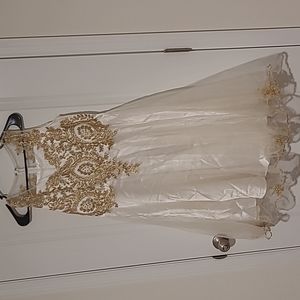 Girls 18 formal dress